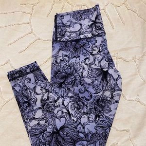 Lululemon printed leggings